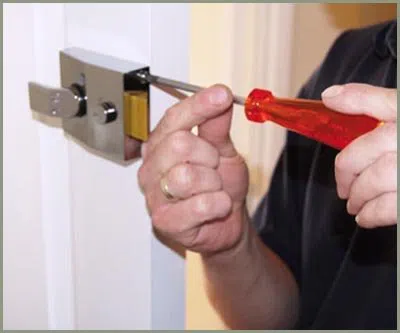 Locksmith Solution Services Seminole, FL 727-287-6175 Locksmith Solution Services Seminole, FL 727-287-6175 - 68-44-11
